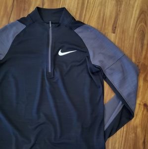 Boys XL Nike dri-fit long sleeve quarter zip